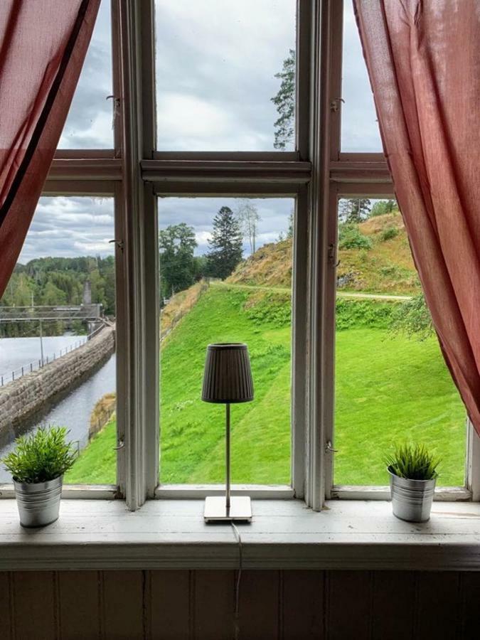 vrangfoss slusevokterbolig Hotell Funnemark Eksteriør bilde